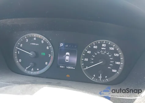 2017 Hyundai Sonata z USA, uszkodzony, nr VIN 5NPE24AF4HH531632